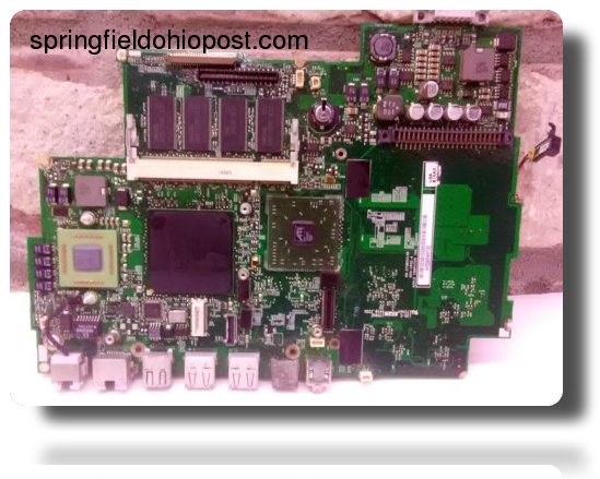 Apple iBook G3 12 inch Motherboard Replacement $20.00