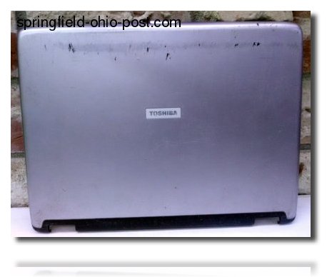 Toshiba m35x screen-back Replacement