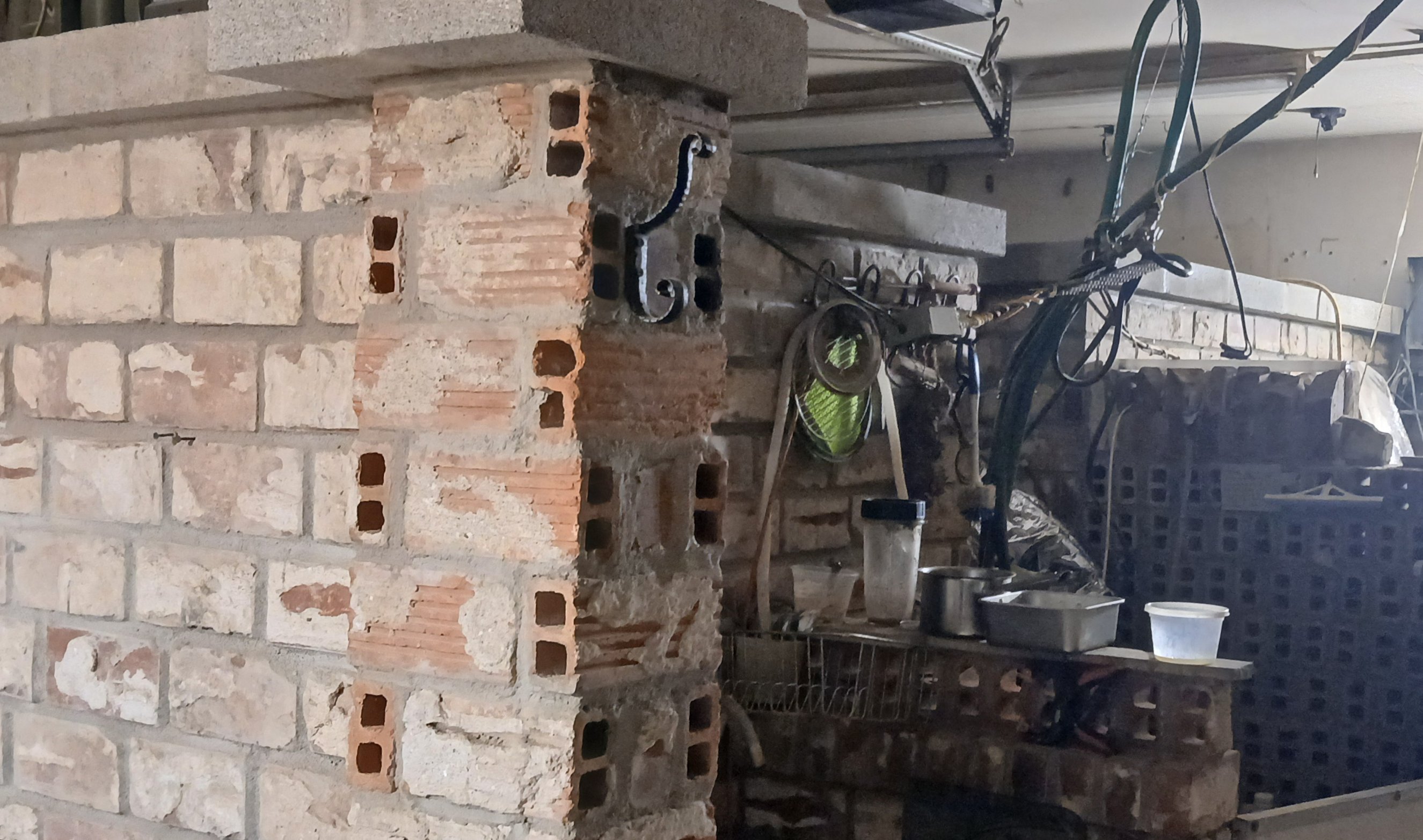 Capping the  wall
